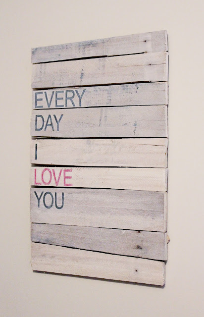 DIY Pallet Art    www.adorbymelissa.com