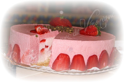 Tarta%2Bde%2Bfresas%2Bcon%2Bcoraz%25C3%25B3n%2Bde%2Bnata%2B2.jpg