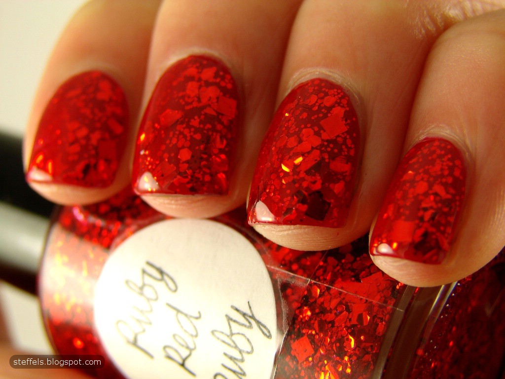 steffels. Lynnderella Ruby Red Ruby