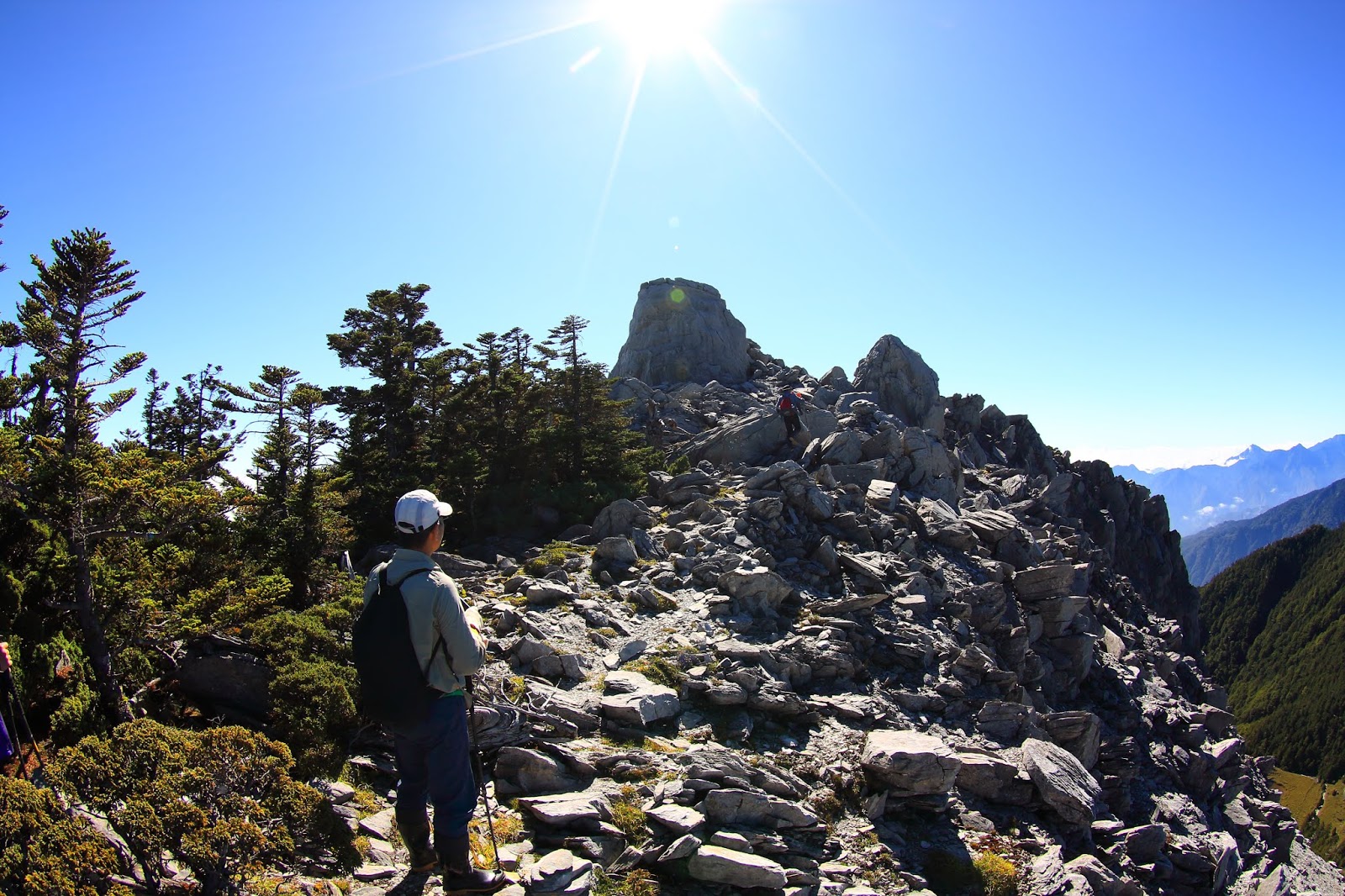 南湖大山東南峰