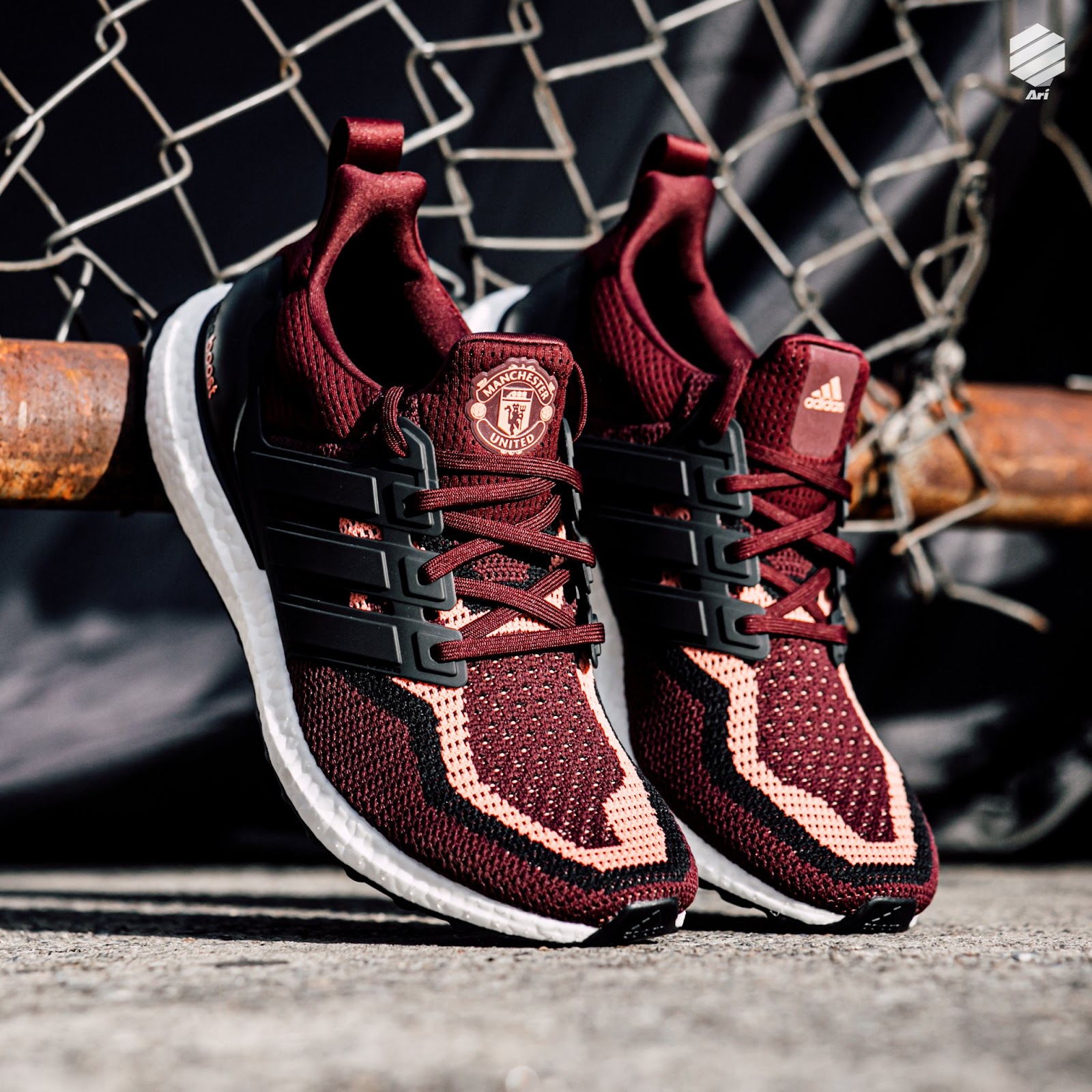 Unique Adidas Manchester United 20-21 Champions League Collection & Ultra Boost Released - Headlines
