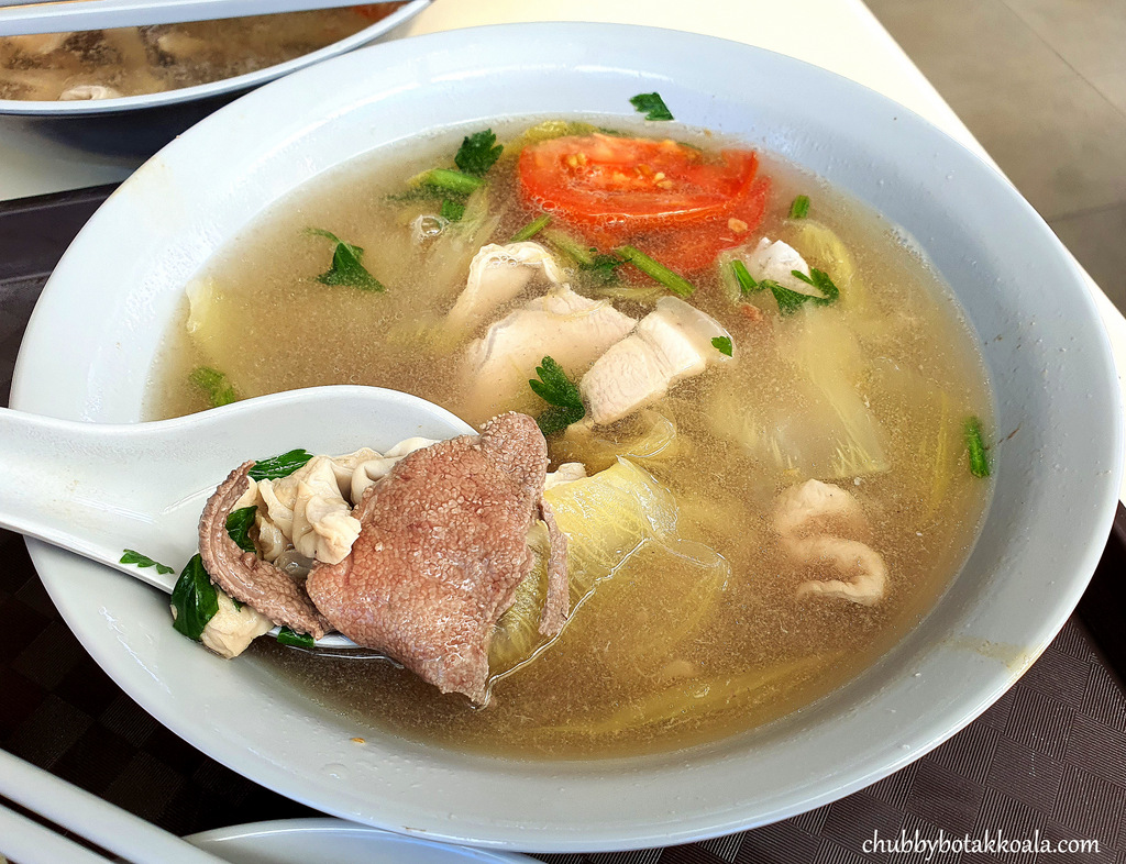 Chubby Botak Koala Singapore Food Blog, Travel and Lifestyle Soon Huat Pig’s Organ Soup