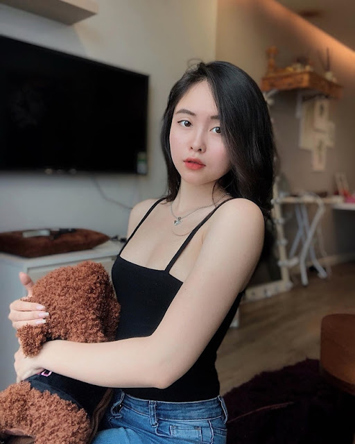 Sugar Baby Trà Vinh Thúy Vy da trắng, mặt xinh, ngoan, hiền