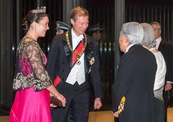 Duke Henri, Princess Alexandra, Emperor Akihito, Empress Michiko, Prince Naruhito, Princess Masako