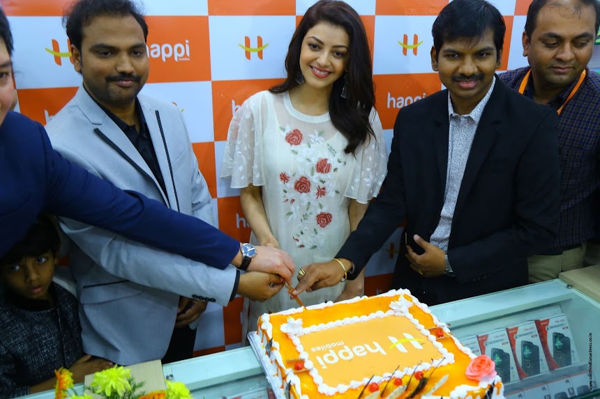 Kajal Aggarwal at Happi Mobiles Launch