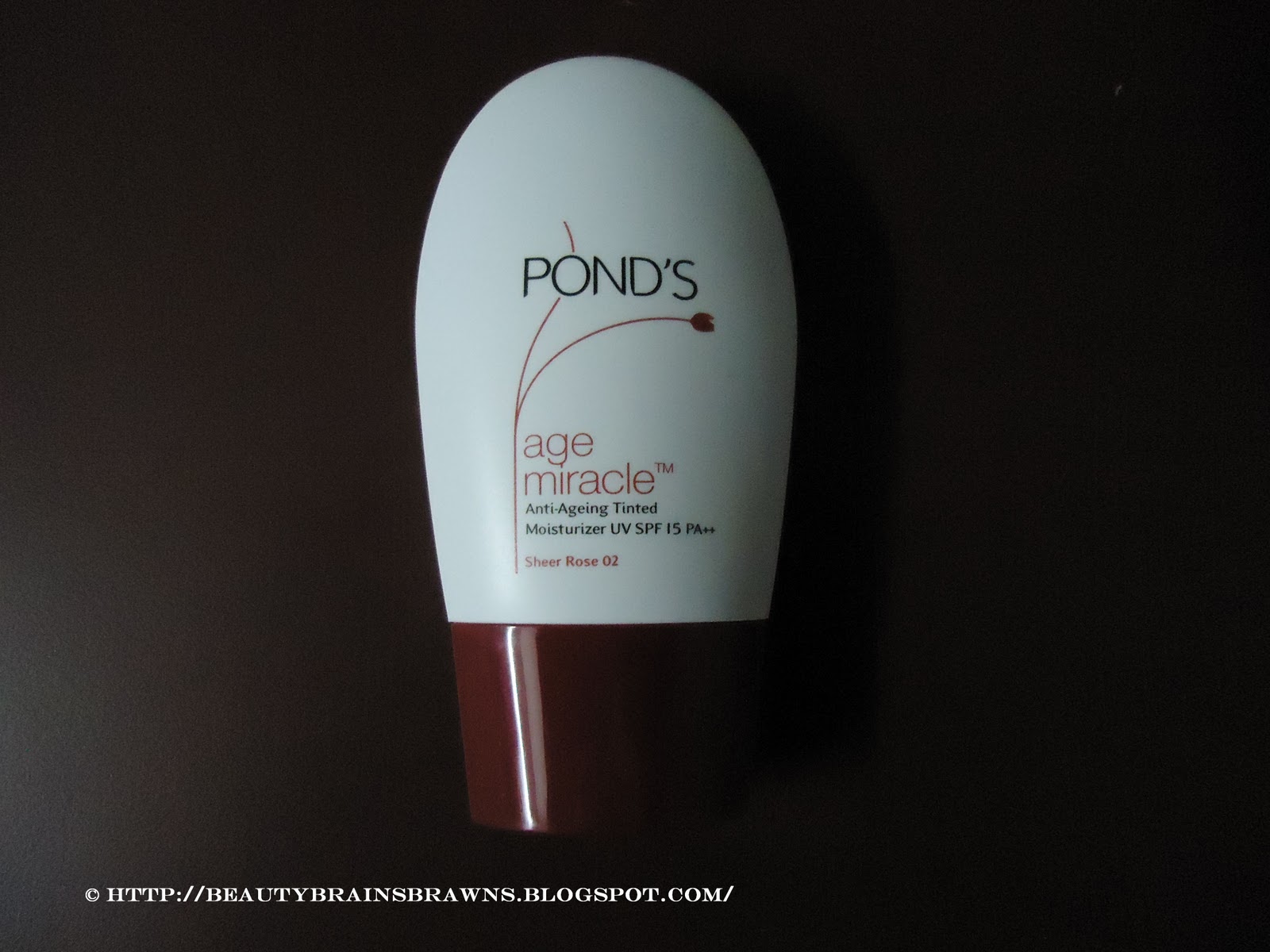 ponds tinted moisturiser