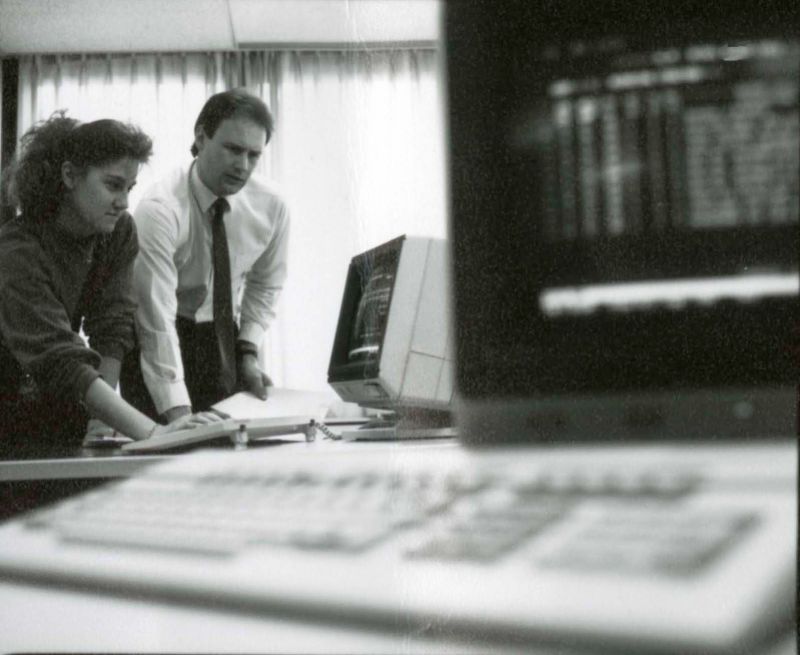 Vintage photos show the workplace and offices of the past  1970s 1980s - 86