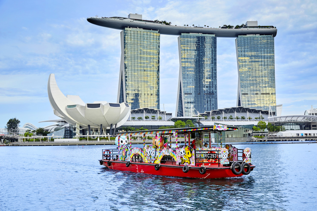 cruise on yacht singapore