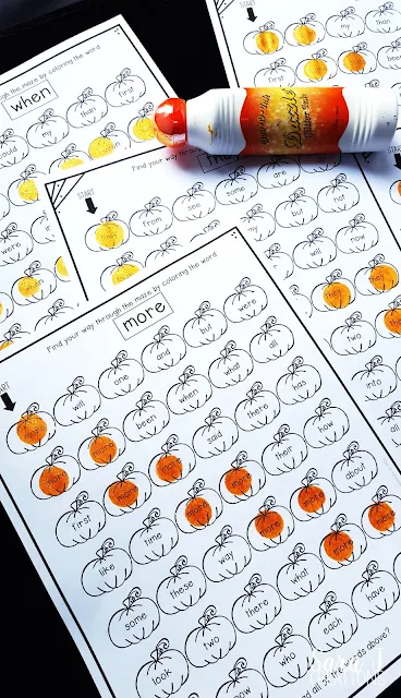 FREE sight word practice worksheets with a pumpkin theme!