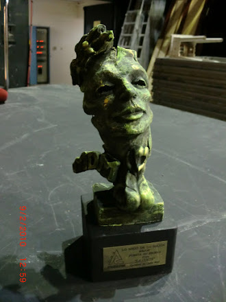 Premio acabado en terracota  bronce