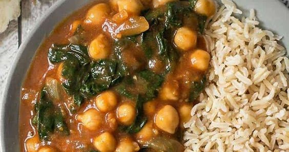 Curried Chickpeas with Spinach - Healthy Snacks Dairy Free