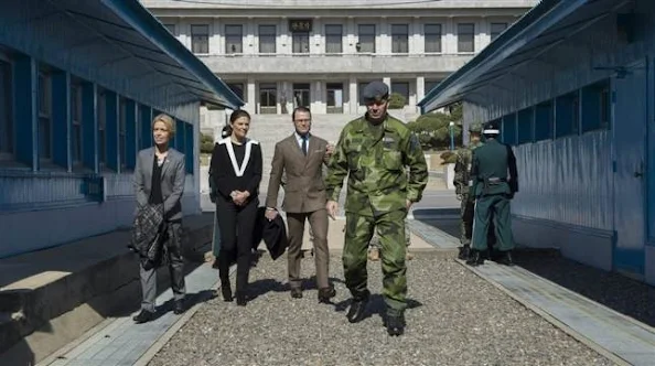 Princess Victoria and Prince Daniel visit to the Korean Demilitarized Zone