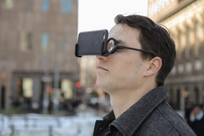 2VR - revolutionary fit-in-your-pocket VR headset | Computer Graphics