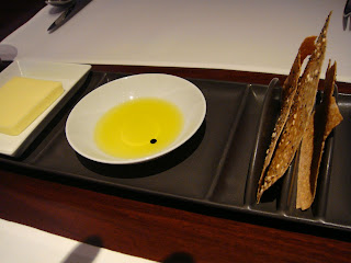 恵比寿ガストロノミー ジョエル ロブションの服装は 料理も紹介