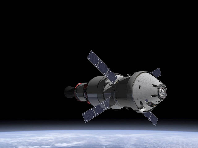 Космический корабль «Орион» с европейским сервисным модулем на орбите / NASA