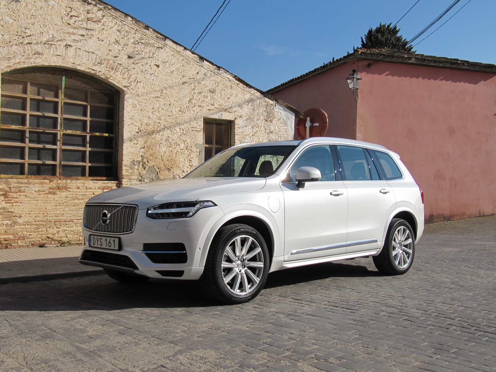 2016 volvo xc90 t8 wallpapers