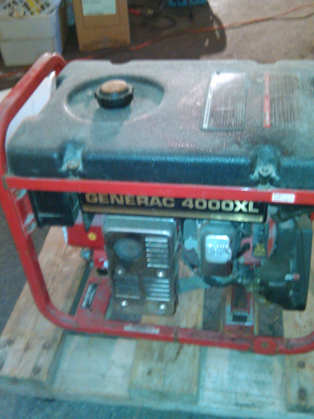 ANTIQUES AND COLLECTIBLE FOR SALE VINTAGE Generac 4000XL generator