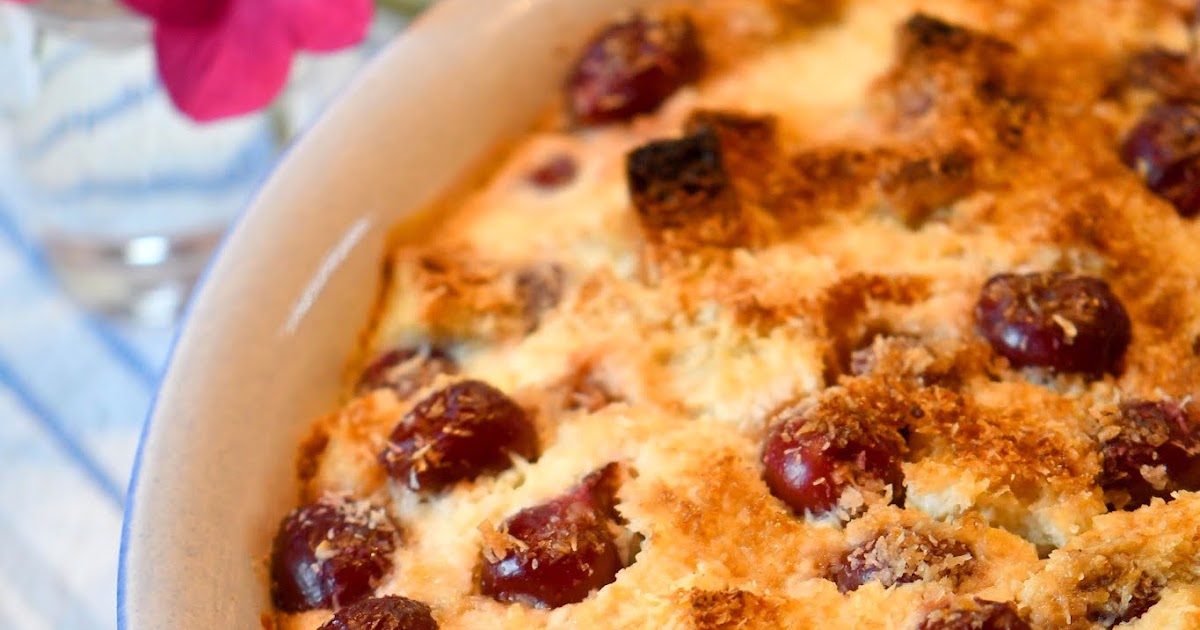 Bananenbrot-Auflauf mit Kirschen &amp; Kokoskruste [Reiche arme Ritter]