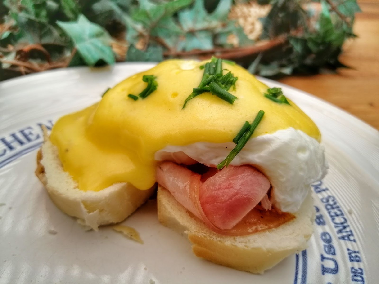 Huevos Benedict