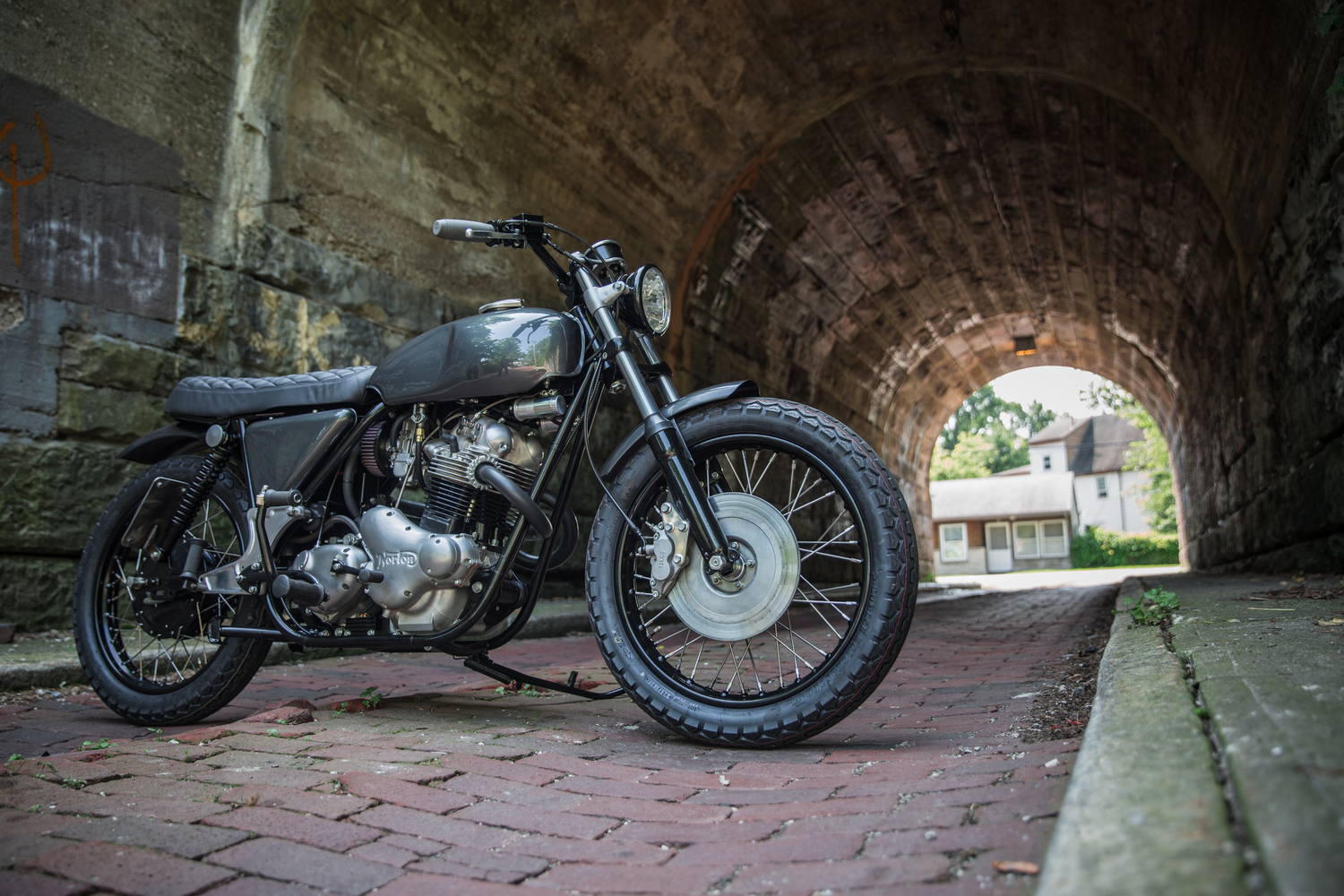 Norton Commando 1974