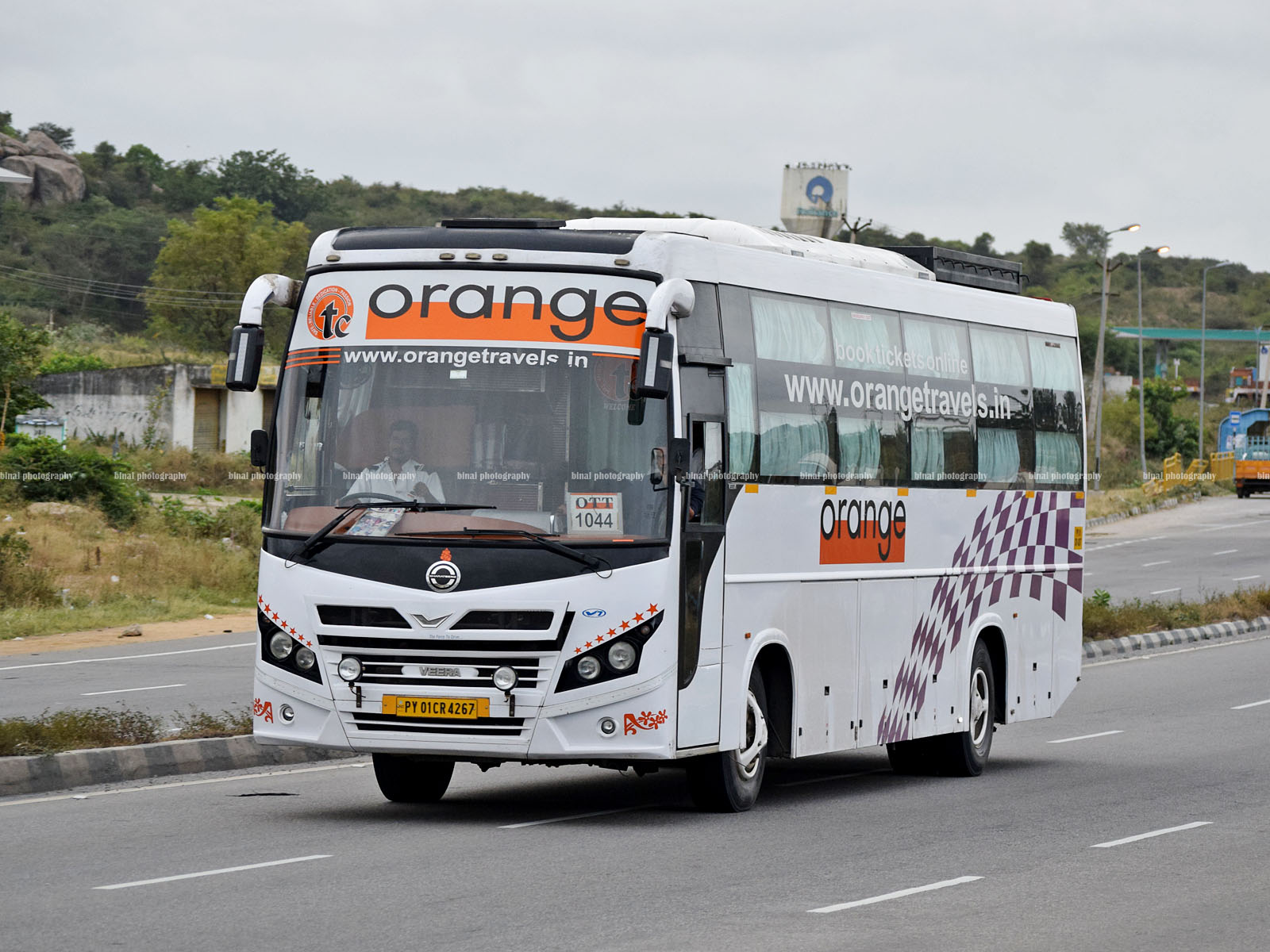 orange tours and travels vizianagaram