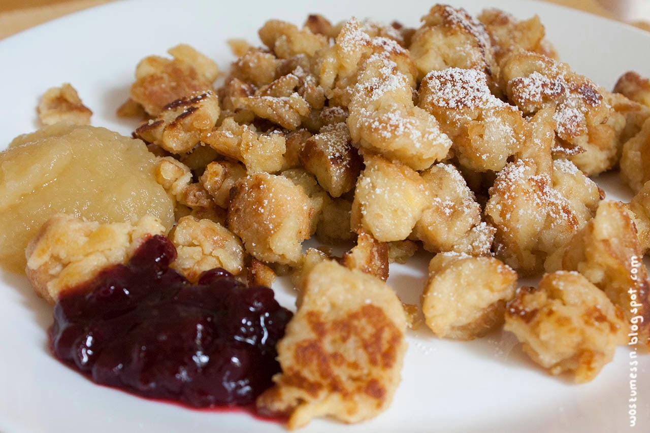 Wos zum Essn: Kindheitserinnerungen: Muttis Semmelschmarrn mit Kompott Wos zum Essn: Kindheitserinnerungen: Muttis Semmelschmarrn mit Kompott