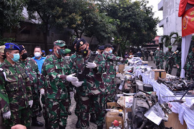 TNI Musnahkan Barang Bukti Perkara Tindak Pidana Militer