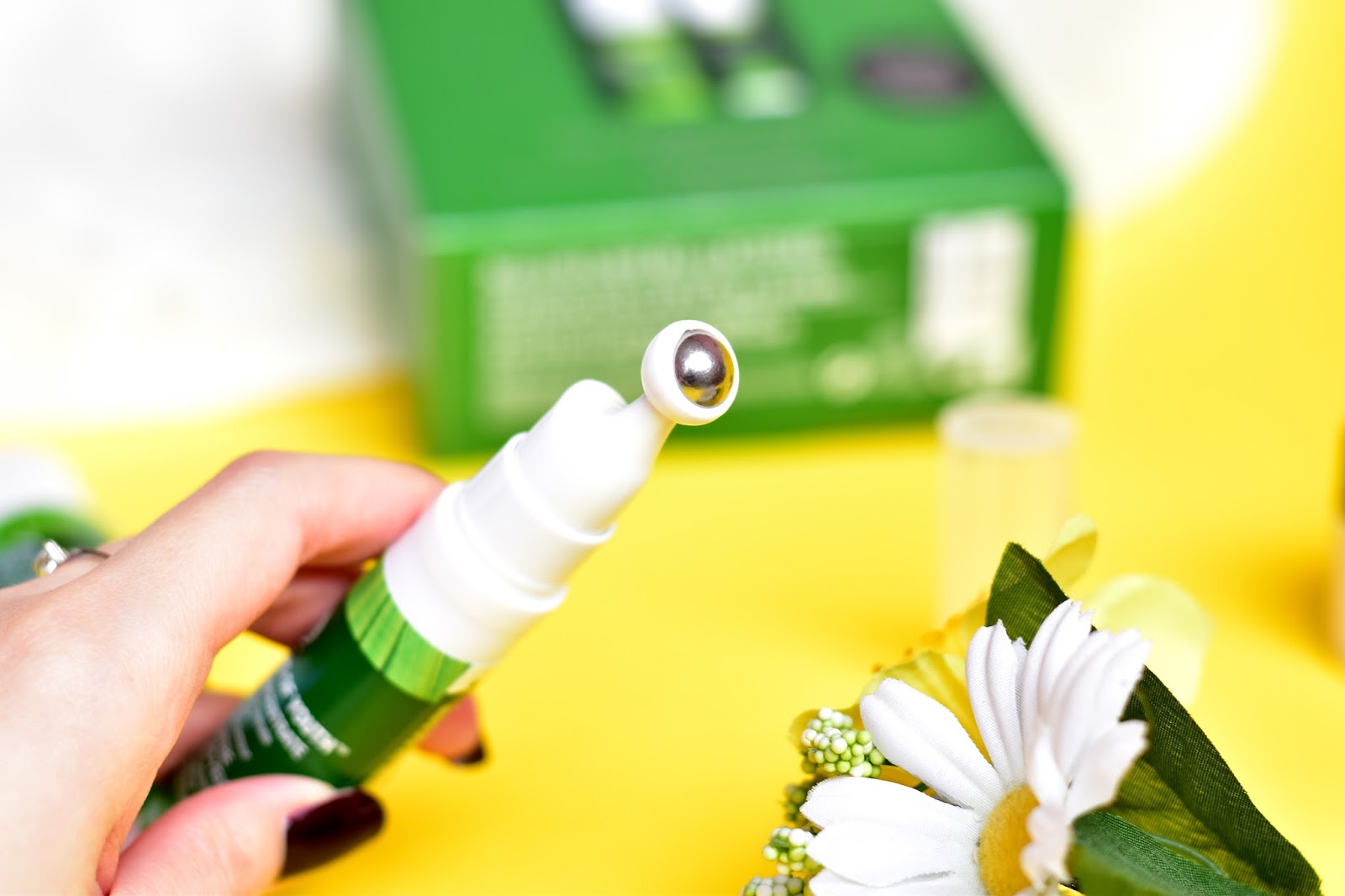 The Body Shop The Drops of Youth Collection AN BEAUTY