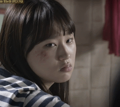 [응답하라1988] 보라 훔쳐보는 변태같은 선우.gif | 인스티즈