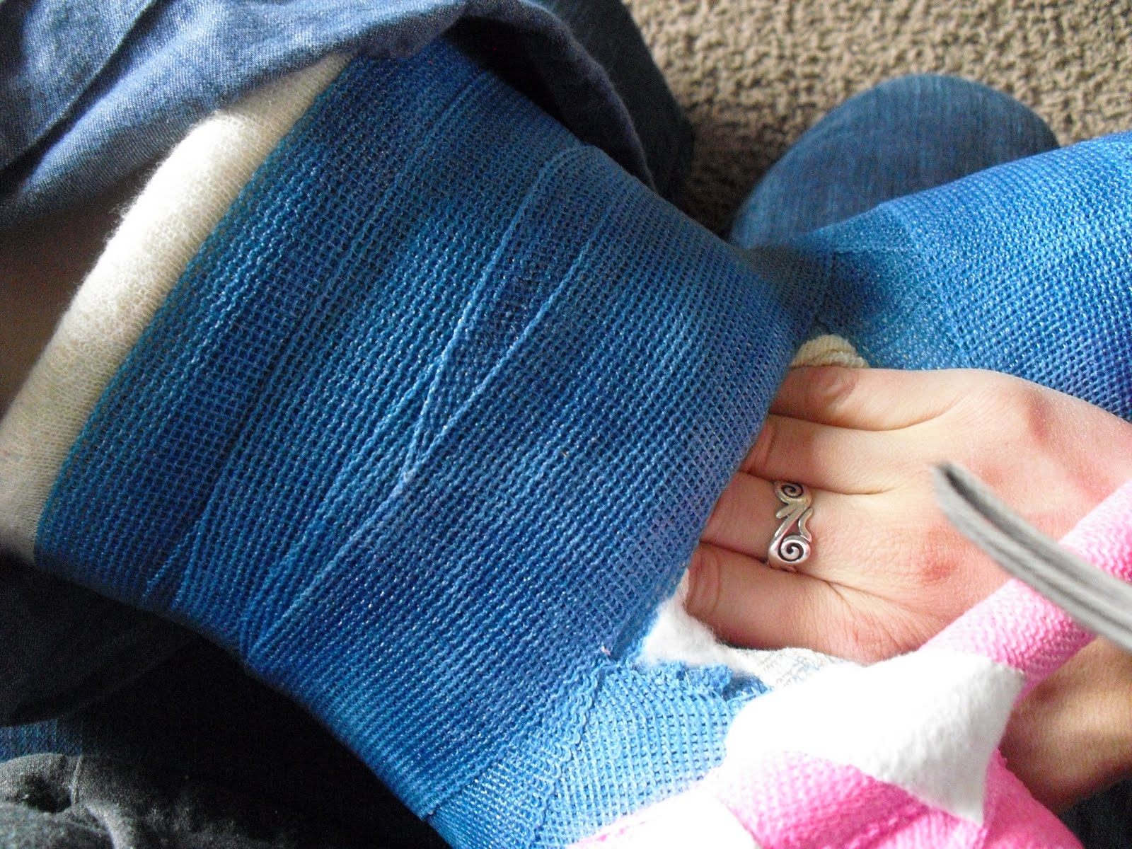 Vigues' House of Happiness SPICA cast diaper tutorial