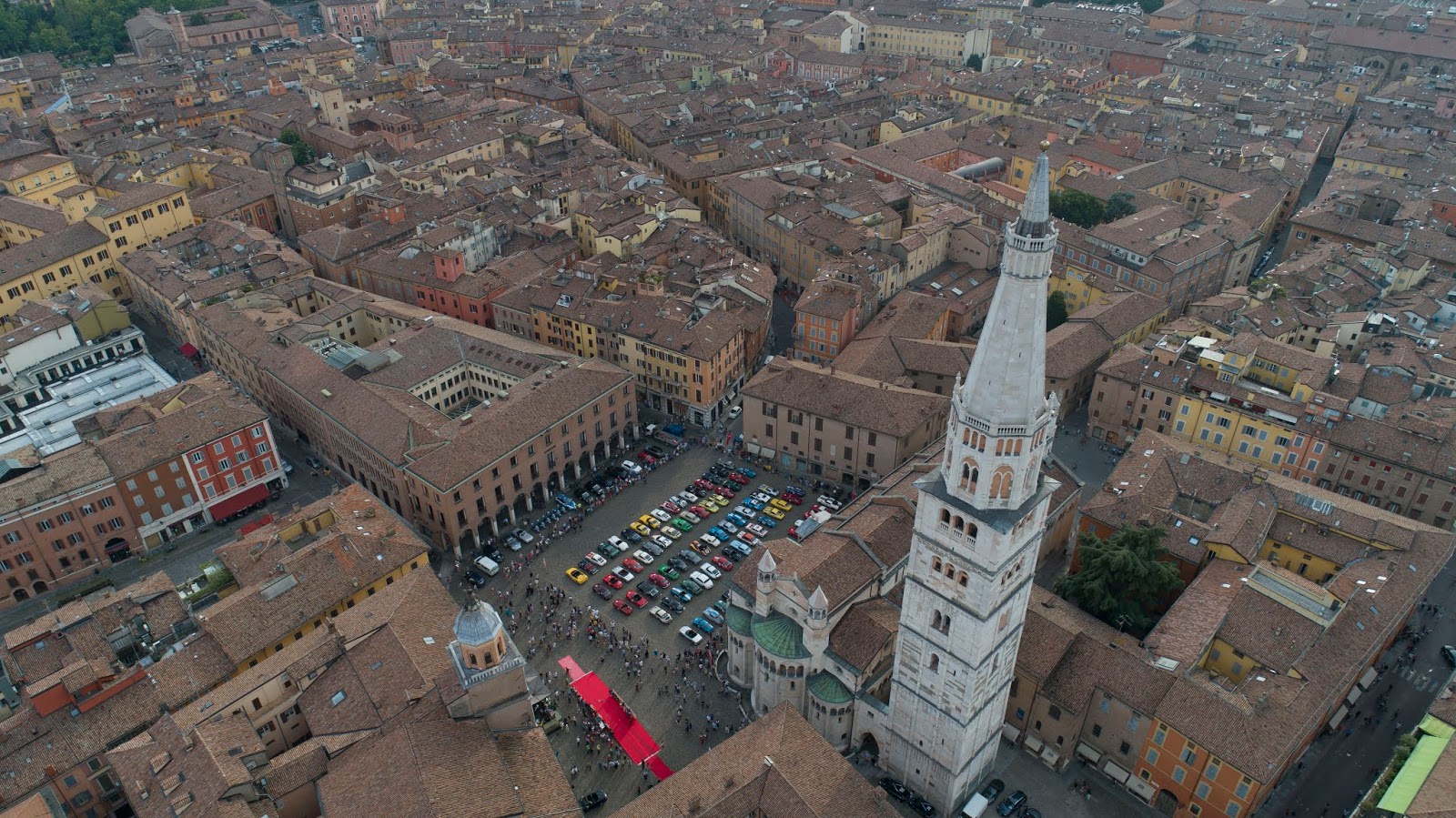 Style Legends Ventesima MODENA CENTO ORE edizione speciale
