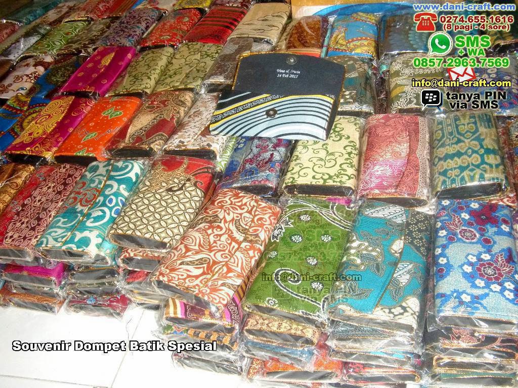 Souvenir Dompet Murah: Souvenir Dompet Batik Spesial Karton & Batik