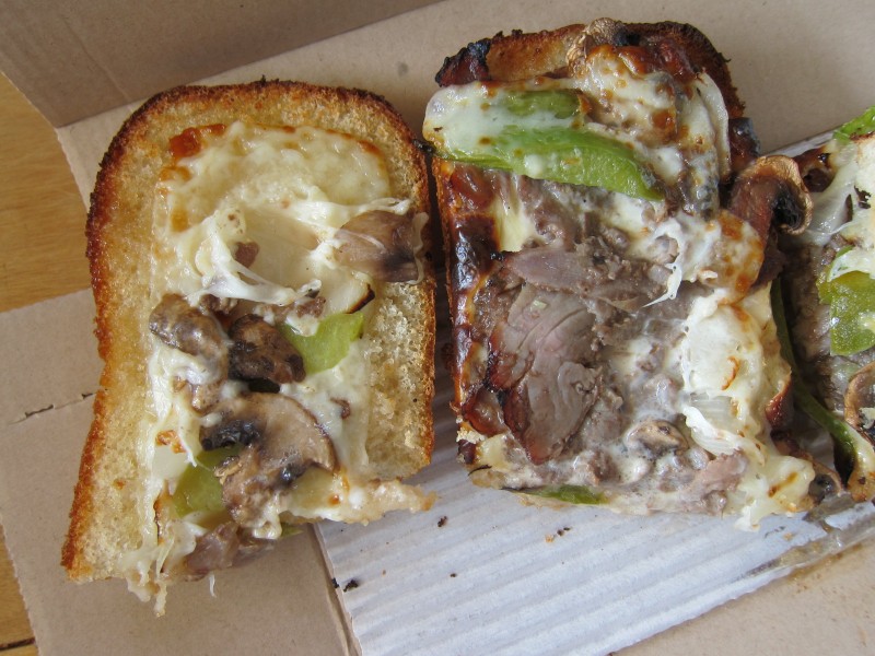 Review Domino's Oven Baked Philly Cheesesteak