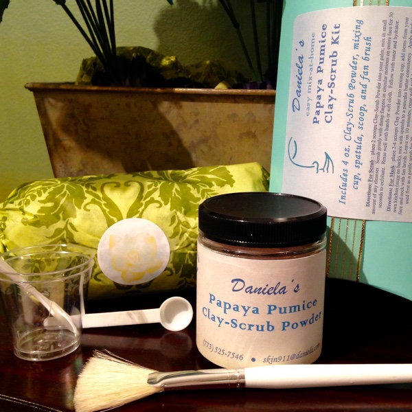 Daniela's Papaya-Pumice Clay-Scrub Kit for Adult Acne