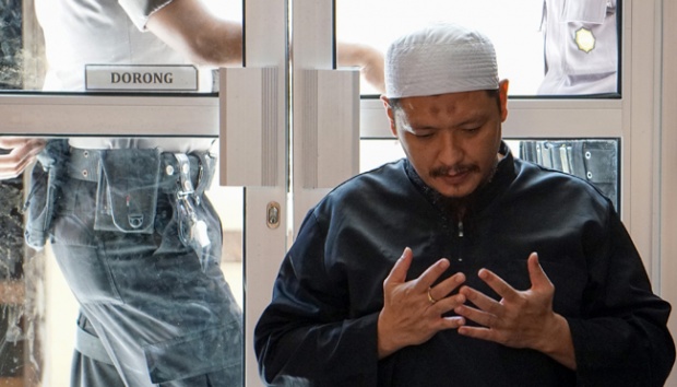 Freddy Budiman Ucapkan Alunan Kalimat Takbir, Detik-Detik Sebelum Peluru Regu Tembak Menembus Jantungnya :( 511168 620