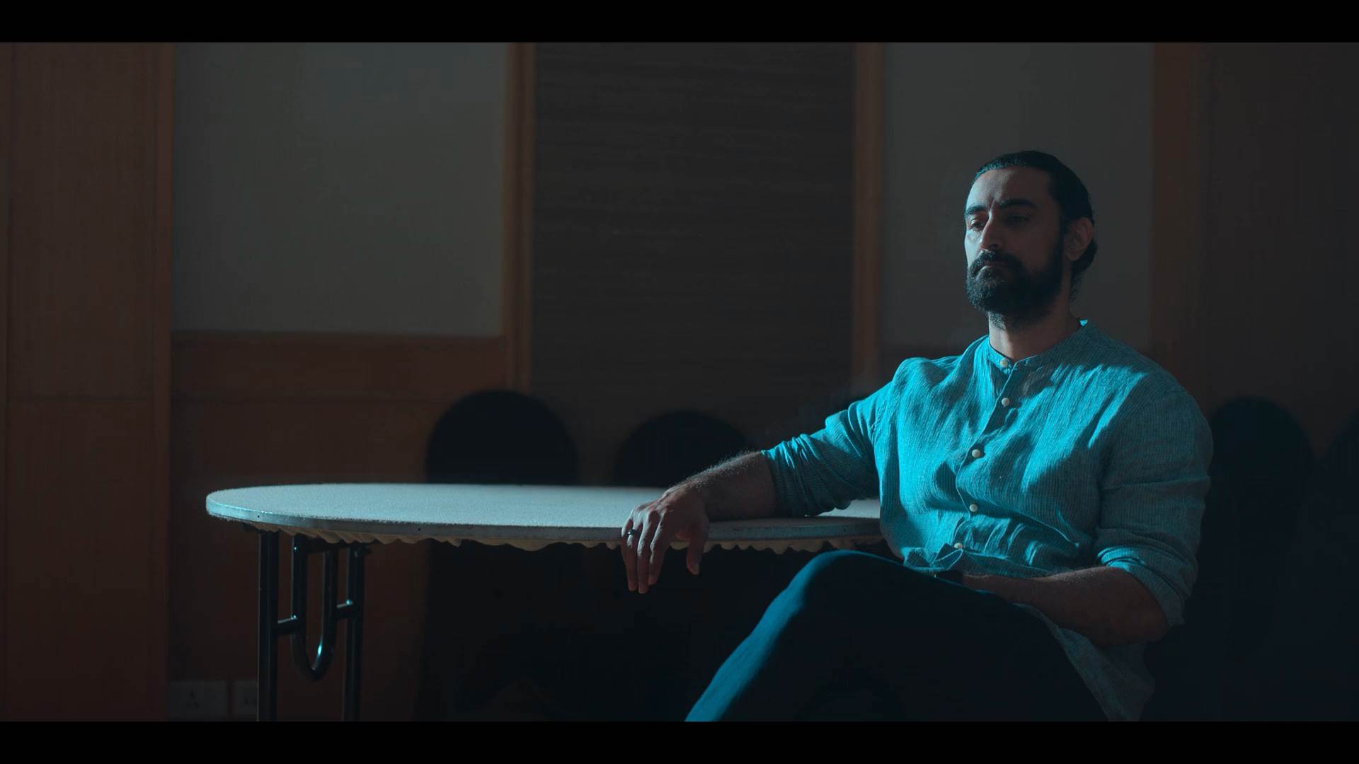 Bajo el hechizo del amor 2021 HD 1080p Latino 3