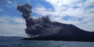 Gunung Rakata Anak Gunung Krakatau