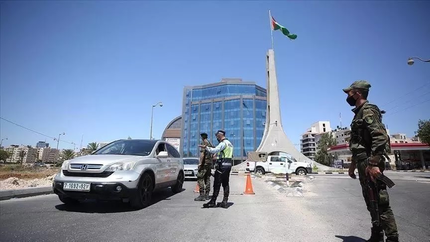 قرار اغلاق جديد للضفة وقطاع غزة بسبب ارتفاع حالات كورونا قرار اغلاق جديد للضفة وقطاع غزة بسبب ارتفاع حالات كورونا