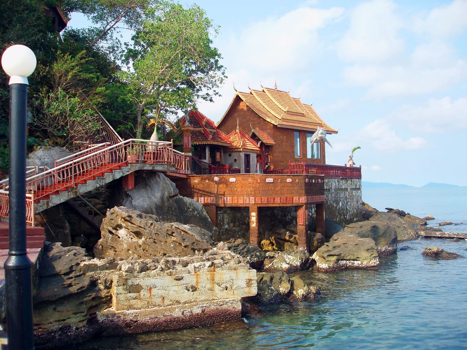 Полонский на острове