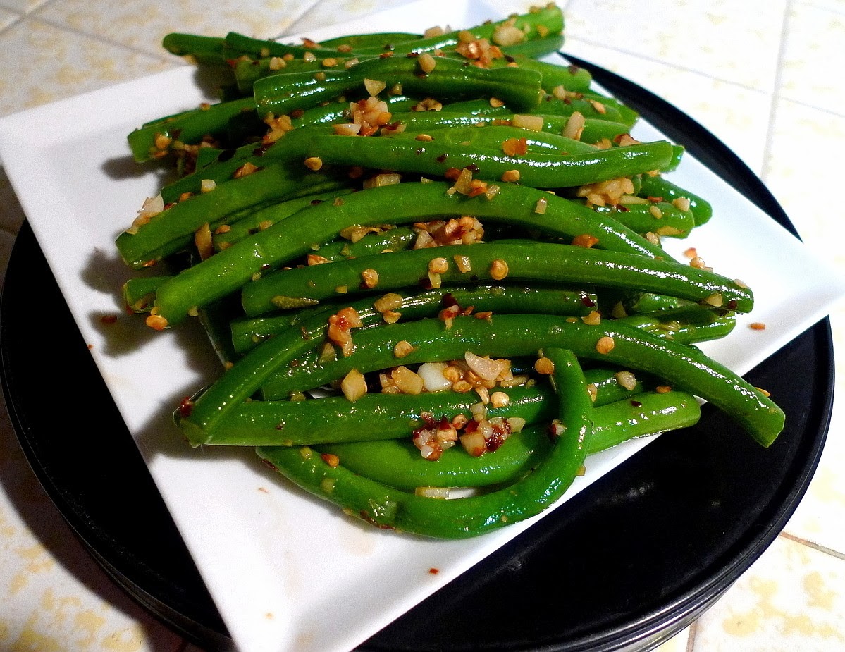 SWEET AS SUGAR COOKIES Spicy Garlic Green Beans