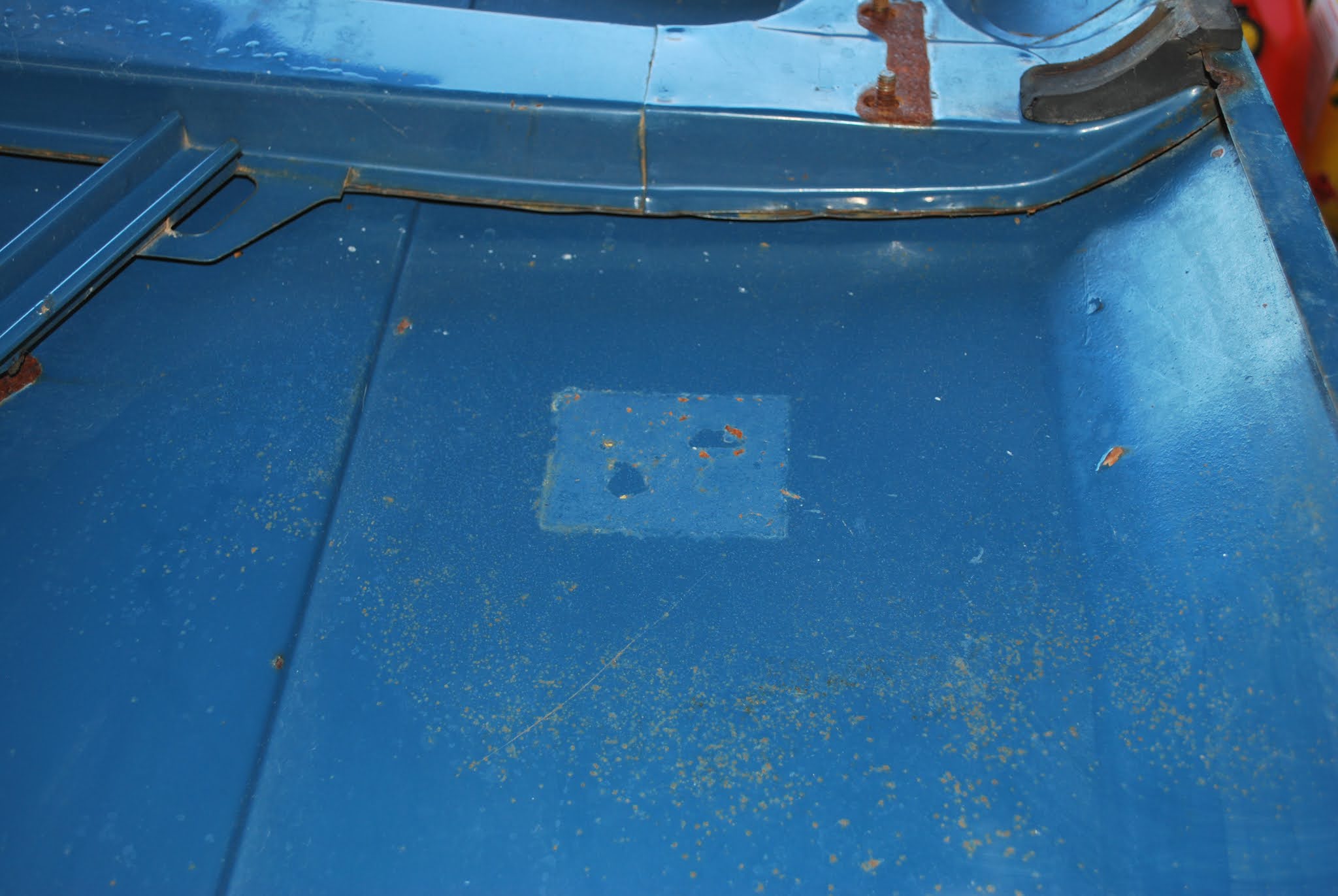 Paul's R1135 Gordini Restoration: Wall Hanger