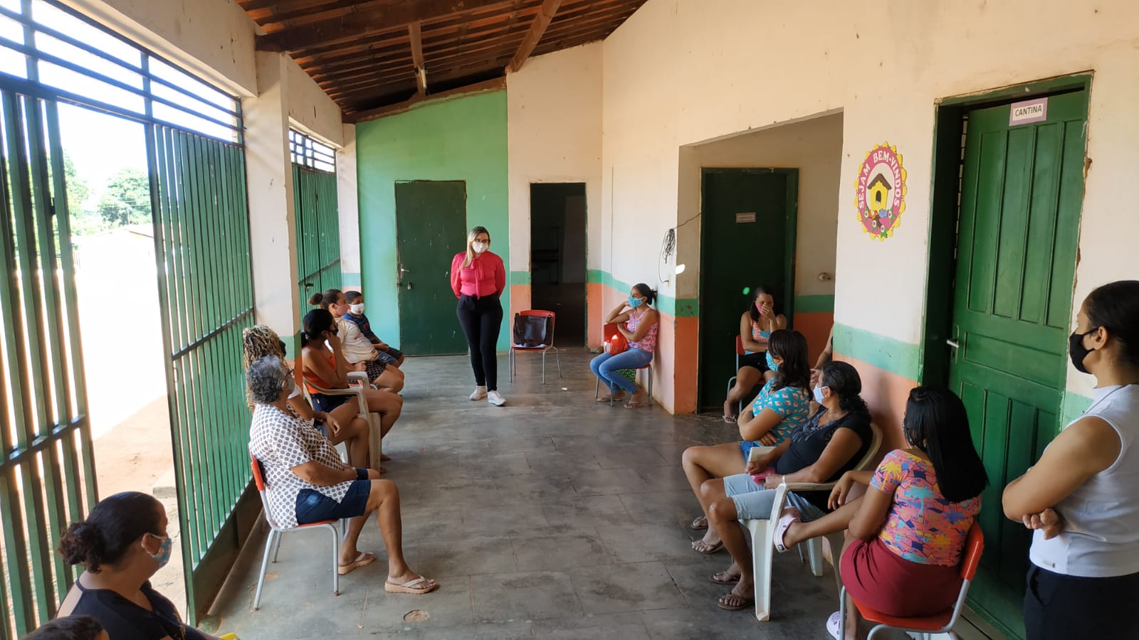 Aurora discute retorno das atividades grupais nas comunidades atendidas pela STDS com adoção de medidas no combate a Covid-19 Aurora discute retorno das atividades grupais nas comunidades atendidas pela STDS com adoção de medidas no combate a Covid-19