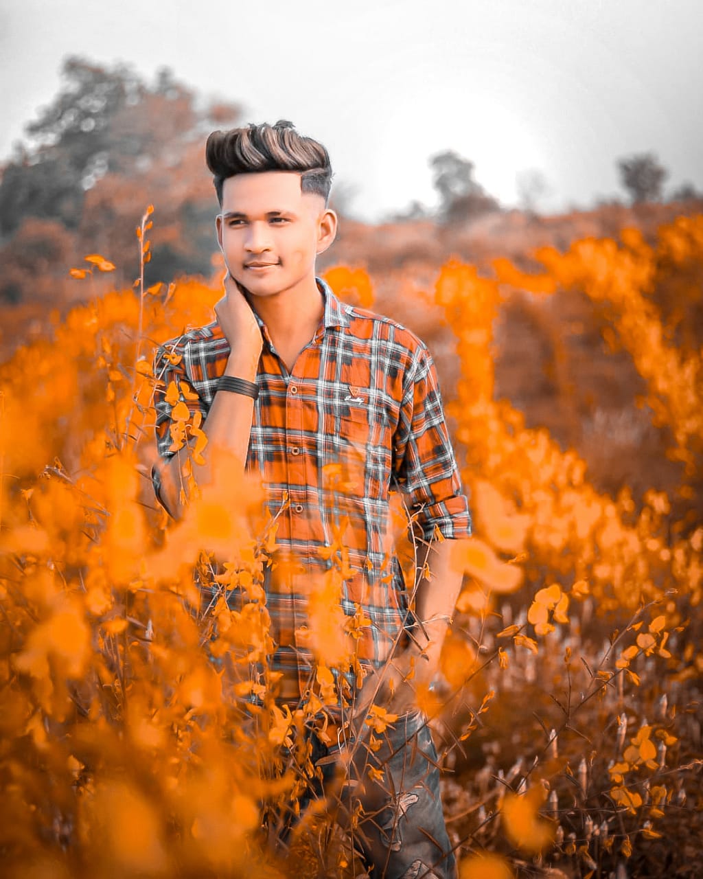 Chào đón bức ảnh tuyệt đẹp mang màu cam u uất với Snapseed, phần mềm chỉnh sửa ảnh tiêu chuẩn của điện thoại thông minh. Trải nghiệm các hiệu ứng màu, tinh chỉnh giảm nhiễu và chỉnh sửa tiên tiến, và tạo ra bức ảnh độc đáo cho riêng mình.