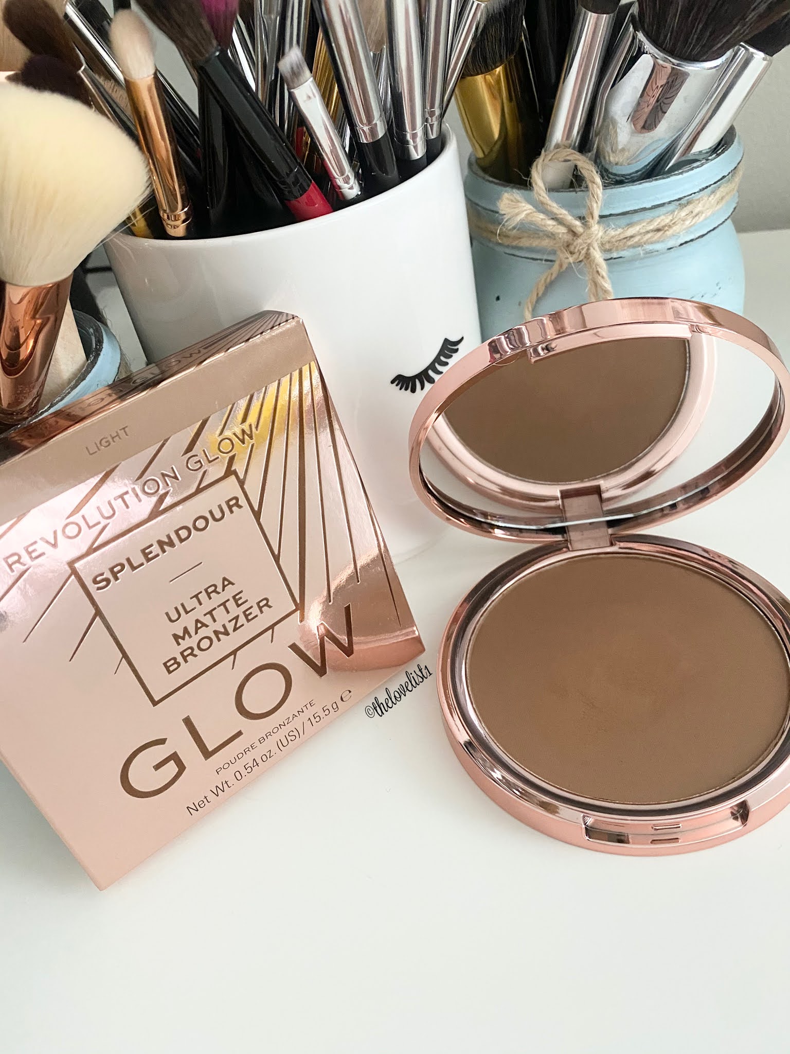 Product Review Makeup Revolution Glow Splendour Bronzer