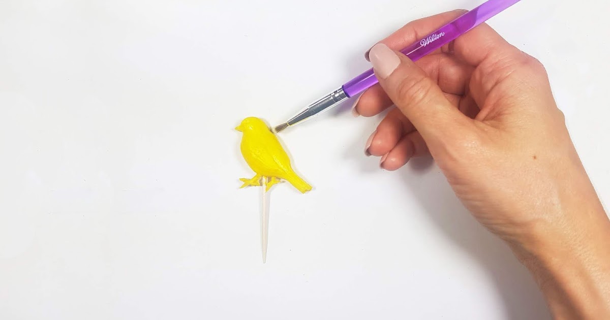 How to Paint Dry Fondant With Gel Food Color