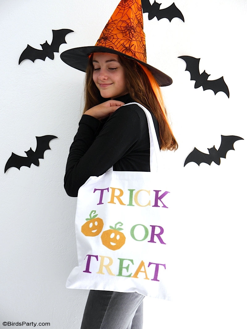 DIY No-Sew Halloween Trick or Treat Tote Bags - easy craft project for Halloween treat bags using a Sizzix Big Shot Machine and die cuts! by BirdsParty.com @birdsparty #diy #halloween #totebags #halloweendiy #halloweencrafts #halloweentreatbags #halloweentotebags #sizzix #bigshotmachine