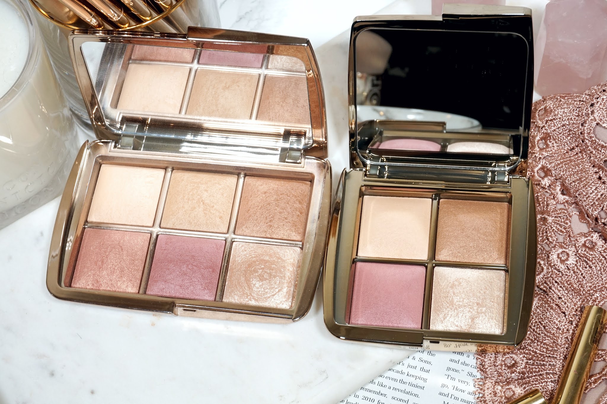 Hourglass  AMBIENT™ LIGHTING EDIT MINI