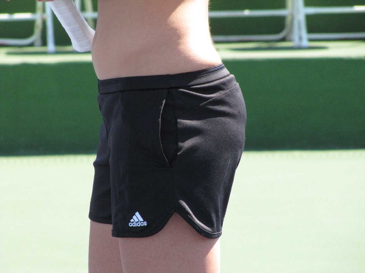 http://1.bp.blogspot.com/-OlD9LyvxBwg/To_Qh1-67kI/AAAAAAAAZLg/P8W4xw8Vd8M/s1600/Flavia+Pennetta+hot+bikini+top+on+tennis+practice+08.jpg