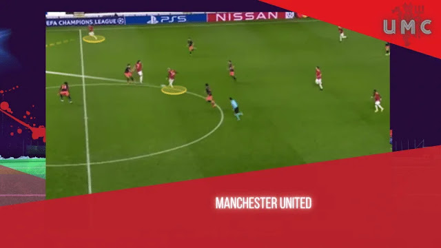 Manachester United vs Istanbul - Cavani menarik hantaran ke Van de Beek
