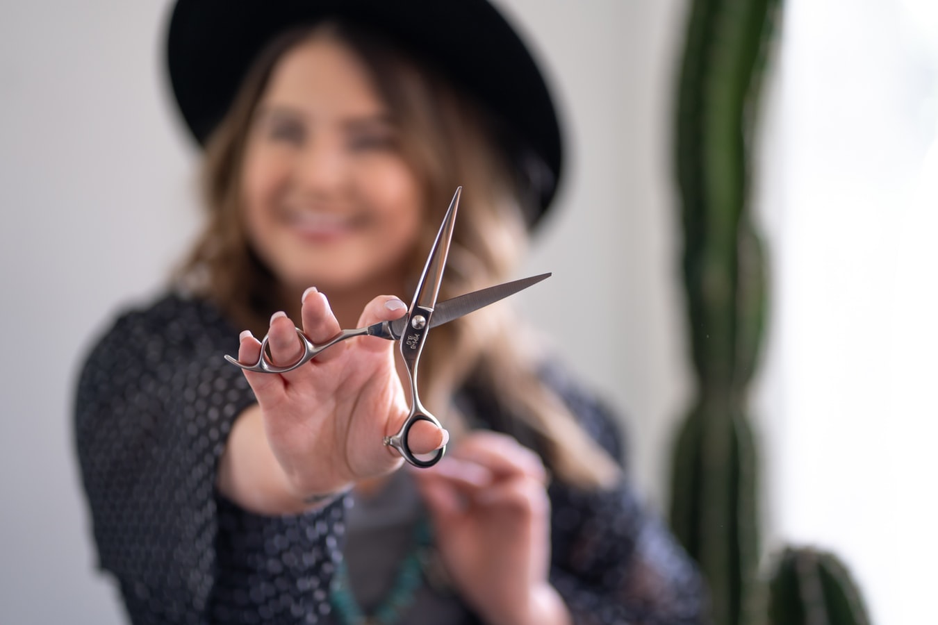 coupe-de-cheveux-degradee-tendance embellir-sa-coupe-de-cheveux-facilement